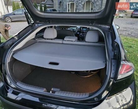 Черный Хендай Ioniq, объемом двигателя 0 л и пробегом 180 тыс. км за 14300 $, фото 46 на Automoto.ua