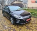 Черный Хендай Ioniq, объемом двигателя 0 л и пробегом 142 тыс. км за 13500 $, фото 2 на Automoto.ua