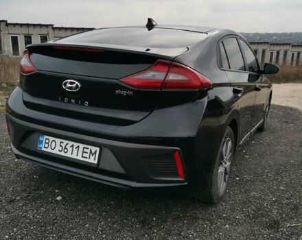 Черный Хендай Ioniq, объемом двигателя 1.58 л и пробегом 41 тыс. км за 15000 $, фото 8 на Automoto.ua