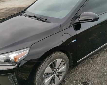 Черный Хендай Ioniq, объемом двигателя 1.58 л и пробегом 41 тыс. км за 15000 $, фото 12 на Automoto.ua
