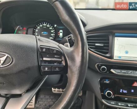 Черный Хендай Ioniq, объемом двигателя 0 л и пробегом 142 тыс. км за 13500 $, фото 35 на Automoto.ua