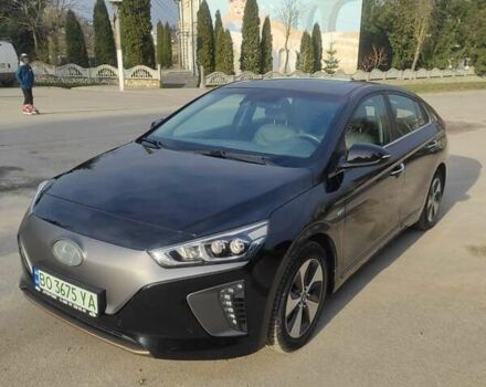 Черный Хендай Ioniq, объемом двигателя 0 л и пробегом 109 тыс. км за 15950 $, фото 28 на Automoto.ua