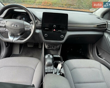 Хендай Ioniq 2020 у Луцьку на Automoto.ua Чорний Хендай Ioniq, об'ємом двигуна 0 л та пробігом 70 тис. км за 14900 $, фото 15 на Automoto.ua
