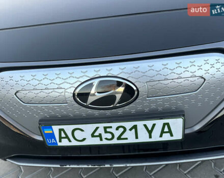 Черный Хендай Ioniq, объемом двигателя 0 л и пробегом 158 тыс. км за 15450 $, фото 19 на Automoto.ua