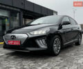 Черный Хендай Ioniq, объемом двигателя 0 л и пробегом 47 тыс. км за 16100 $, фото 1 на Automoto.ua