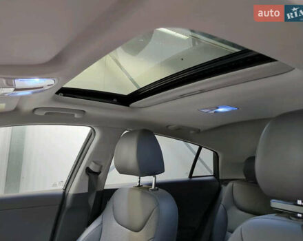 Черный Хендай Ioniq, объемом двигателя 0 л и пробегом 119 тыс. км за 16500 $, фото 12 на Automoto.ua