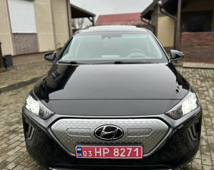 Черный Хендай Ioniq, объемом двигателя 0 л и пробегом 119 тыс. км за 15999 $, фото 10 на Automoto.ua