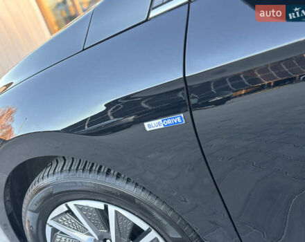 Черный Хендай Ioniq, объемом двигателя 0 л и пробегом 158 тыс. км за 15450 $, фото 6 на Automoto.ua