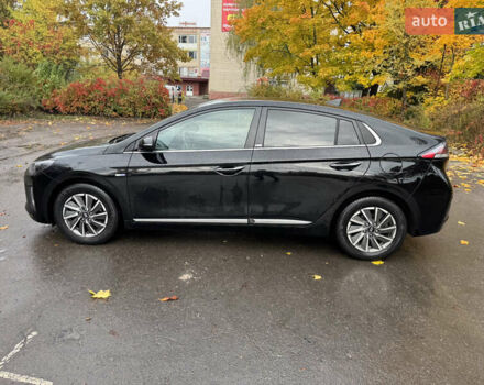 Хендай Ioniq 2020 у Луцьку на Automoto.ua Чорний Хендай Ioniq, об'ємом двигуна 0 л та пробігом 70 тис. км за 14900 $, фото 7 на Automoto.ua
