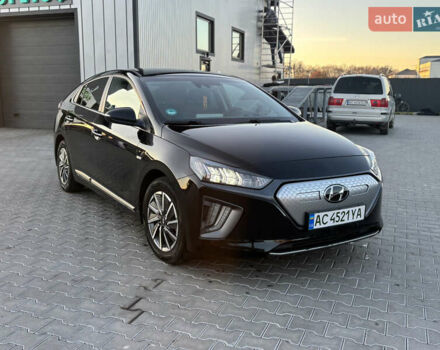 Черный Хендай Ioniq, объемом двигателя 0 л и пробегом 158 тыс. км за 15450 $, фото 15 на Automoto.ua