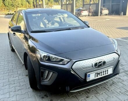 Черный Хендай Ioniq, объемом двигателя 0 л и пробегом 41 тыс. км за 16496 $, фото 11 на Automoto.ua