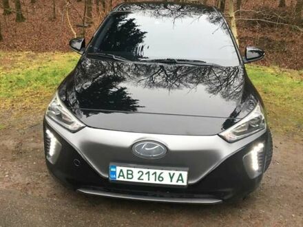 Черный Хендай Ioniq, объемом двигателя 0 л и пробегом 149 тыс. км за 11300 $, фото 1 на Automoto.ua