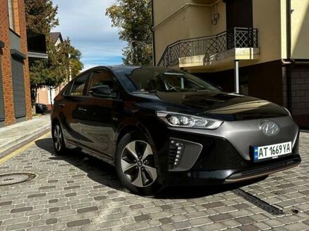 Чорний Хендай Ioniq, об'ємом двигуна 0 л та пробігом 131 тис. км за 14499 $, фото 1 на Automoto.ua