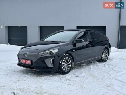 Черный Хендай Ioniq, объемом двигателя 0 л и пробегом 123 тыс. км за 12100 $, фото 1 на Automoto.ua