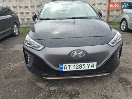 Черный Хендай Ioniq, объемом двигателя 0 л и пробегом 140 тыс. км за 13000 $, фото 1 на Automoto.ua
