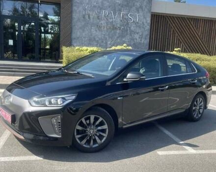Чорний Хендай Ioniq, об'ємом двигуна 0 л та пробігом 139 тис. км за 12800 $, фото 1 на Automoto.ua