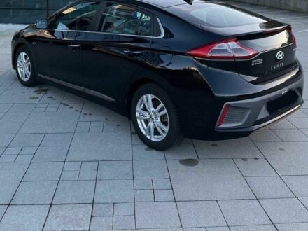 Чорний Хендай Ioniq, об'ємом двигуна 0 л та пробігом 45 тис. км за 17300 $, фото 1 на Automoto.ua