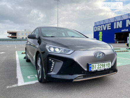Хендай Ioniq 2017 в Полтаве на Automoto.ua Черный Хендай Ioniq, объемом двигателя 0 л и пробегом 86 тыс. км за 13700 $, фото 1 на Automoto.ua