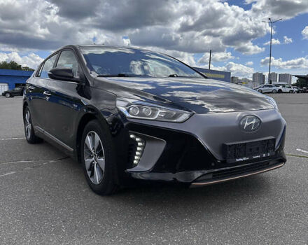 Чорний Хендай Ioniq, об'ємом двигуна 0 л та пробігом 121 тис. км за 12950 $, фото 1 на Automoto.ua