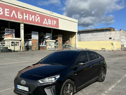 Хендай Ioniq 2017 в Житомире на Automoto.ua Черный Хендай Ioniq, объемом двигателя 0 л и пробегом 193 тыс. км за 12500 $, фото 1 на Automoto.ua
