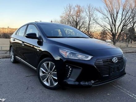 Хендай Ioniq 2017 в Черновцах на Automoto.ua Черный Хендай Ioniq, объемом двигателя 1.6 л и пробегом 63 тыс. км за 9900 $, фото 1 на Automoto.ua