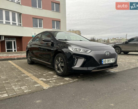 Чорний Хендай Ioniq, об'ємом двигуна 0 л та пробігом 86 тис. км за 12999 $, фото 1 на Automoto.ua