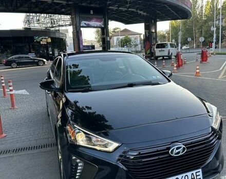 Чорний Хендай Ioniq, об'ємом двигуна 1.6 л та пробігом 71 тис. км за 18500 $, фото 1 на Automoto.ua