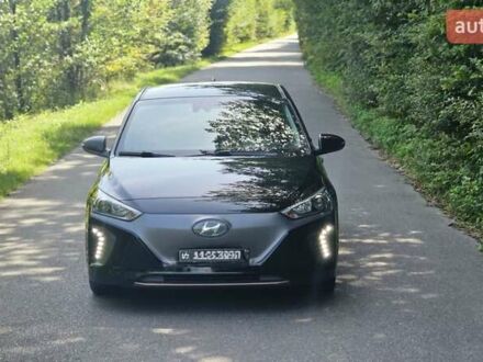 Чорний Хендай Ioniq, об'ємом двигуна 0 л та пробігом 118 тис. км за 14900 $, фото 1 на Automoto.ua