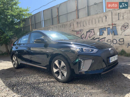 Хендай Ioniq 2018 у Вінниці на Automoto.ua Чорний Хендай Ioniq, об'ємом двигуна 0 л та пробігом 124 тис. км за 11950 $, фото 1 на Automoto.ua