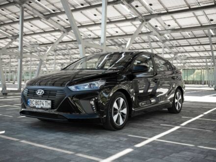 Хендай Ioniq 2018 в Львове на Automoto.ua Черный Хендай Ioniq, объемом двигателя 1.6 л и пробегом 53 тыс. км за 15500 $, фото 1 на Automoto.ua