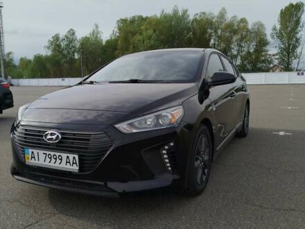 Хендай Ioniq 2018 в Обухове на Automoto.ua Черный Хендай Ioniq, объемом двигателя 1.58 л и пробегом 76 тыс. км за 16500 $, фото 1 на Automoto.ua