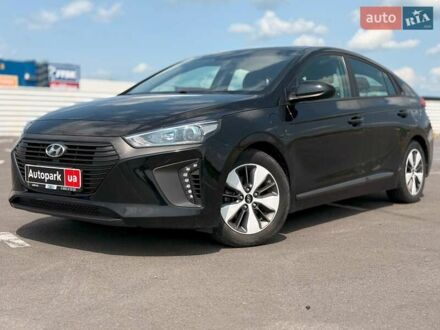 Черный Хендай Ioniq, объемом двигателя 1.6 л и пробегом 54 тыс. км за 15490 $, фото 1 на Automoto.ua