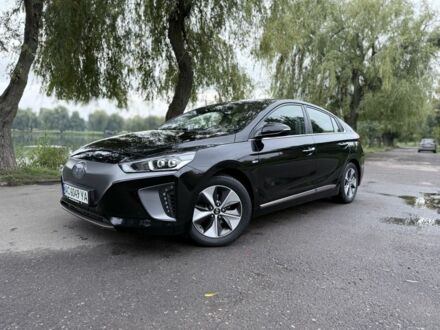 Черный Хендай Ioniq, объемом двигателя 0 л и пробегом 85 тыс. км за 16000 $, фото 1 на Automoto.ua