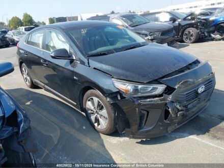 Черный Хендай Ioniq, объемом двигателя 1.6 л и пробегом 90 тыс. км за 12000 $, фото 1 на Automoto.ua