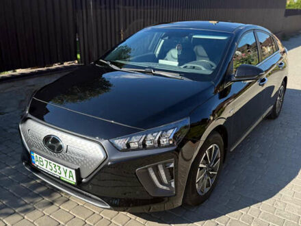 Хендай Ioniq 2019 у Вінниці на Automoto.ua Чорний Хендай Ioniq, об'ємом двигуна 0 л та пробігом 123 тис. км за 15000 $, фото 1 на Automoto.ua