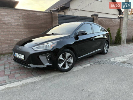 Хендай Ioniq 2019 у Кривому Розі на Automoto.ua Чорний Хендай Ioniq, об'ємом двигуна 0 л та пробігом 113 тис. км за 12500 $, фото 1 на Automoto.ua