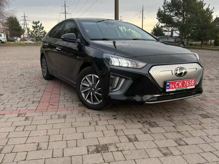 Чорний Хендай Ioniq, об'ємом двигуна 0 л та пробігом 90 тис. км за 16299 $, фото 1 на Automoto.ua