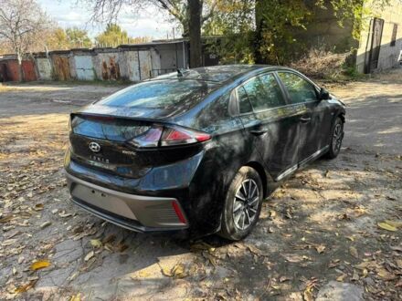 Чорний Хендай Ioniq, об'ємом двигуна 0 л та пробігом 139 тис. км за 7000 $, фото 1 на Automoto.ua