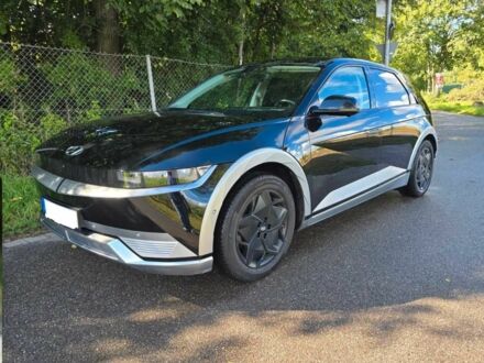 Черный Хендай Ioniq, объемом двигателя 0 л и пробегом 89 тыс. км за 26500 $, фото 1 на Automoto.ua