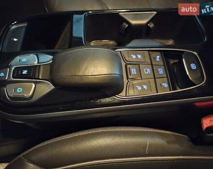 Коричневый Хендай Ioniq, объемом двигателя 0 л и пробегом 136 тыс. км за 15700 $, фото 33 на Automoto.ua