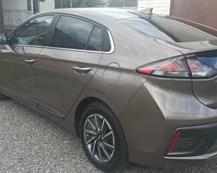 Коричневый Хендай Ioniq, объемом двигателя 0 л и пробегом 87 тыс. км за 15000 $, фото 5 на Automoto.ua