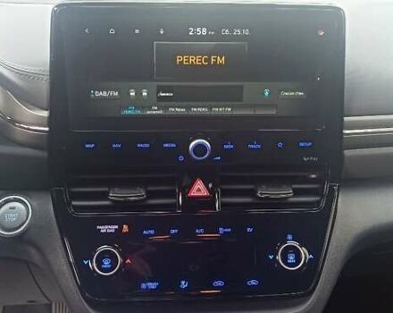 Коричневый Хендай Ioniq, объемом двигателя 0 л и пробегом 87 тыс. км за 15000 $, фото 21 на Automoto.ua