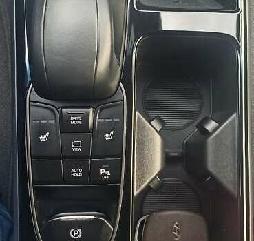 Коричневый Хендай Ioniq, объемом двигателя 0 л и пробегом 87 тыс. км за 15000 $, фото 22 на Automoto.ua