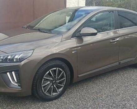 Коричневый Хендай Ioniq, объемом двигателя 0 л и пробегом 87 тыс. км за 15000 $, фото 9 на Automoto.ua