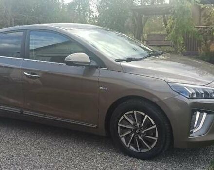 Коричневый Хендай Ioniq, объемом двигателя 0 л и пробегом 87 тыс. км за 15000 $, фото 10 на Automoto.ua