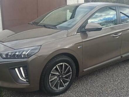 Хендай Ioniq 2019 в Виннице на Automoto.ua Коричневый Хендай Ioniq, объемом двигателя 0 л и пробегом 87 тыс. км за 15000 $, фото 1 на Automoto.ua