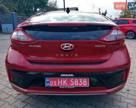 Червоний Хендай Ioniq, об'ємом двигуна 0 л та пробігом 53 тис. км за 14800 $, фото 6 на Automoto.ua
