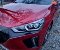 Красный Хендай Ioniq, объемом двигателя 0 л и пробегом 142 тыс. км за 12950 $, фото 10 на Automoto.ua
