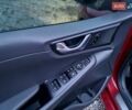 Красный Хендай Ioniq, объемом двигателя 0 л и пробегом 142 тыс. км за 12950 $, фото 24 на Automoto.ua
