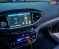Красный Хендай Ioniq, объемом двигателя 0 л и пробегом 142 тыс. км за 12950 $, фото 29 на Automoto.ua